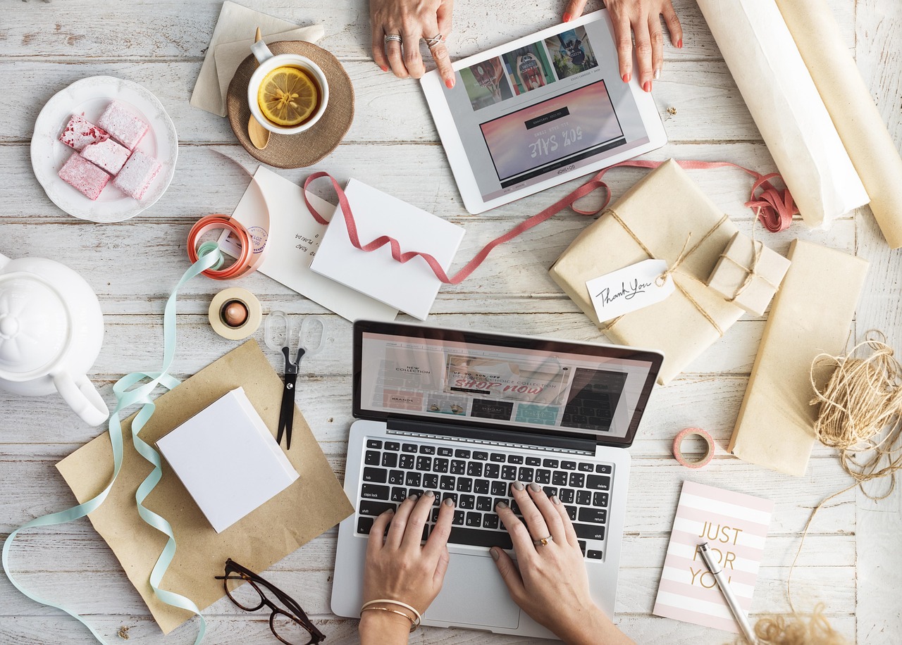 Desktop, laptop, crafts — Different professional refrigeration services to avail