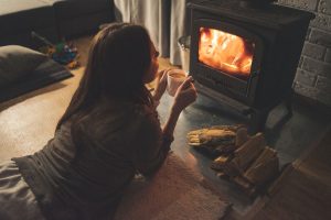 Christmas wallpaper, woman, fireplace — How To Create Living Spaces That Restore Your Well-Being