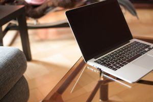 Computer, laptop, connection — What are the signs that you need a new roof?